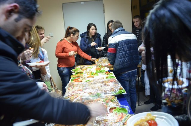 Conferința intermediară